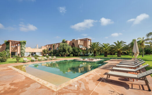 Villa Kalona