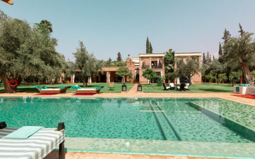 Villa Azyr