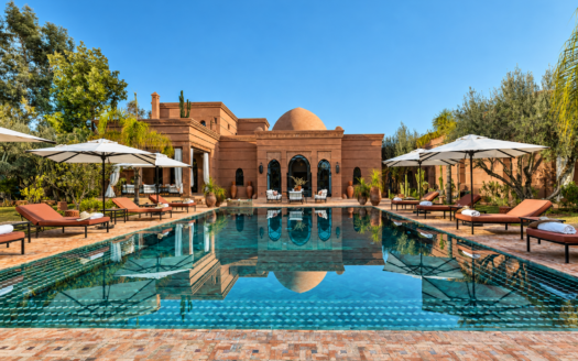 Luxury villa in Marrakech with private swimming pool and landscaped gardens